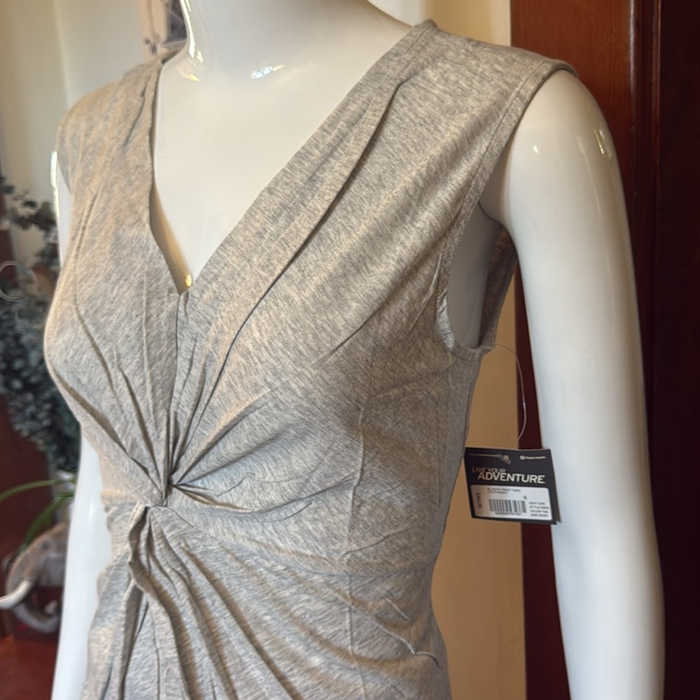 NWT Eddie Bauer size small Gray Sleeveless Top